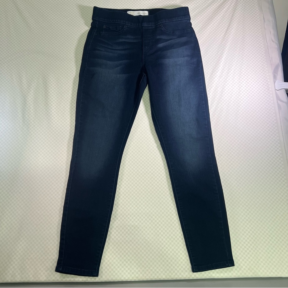 Levis Womens Signature Pull On Skinny Totally Shaping Dark Blue Denim‎ Size 12